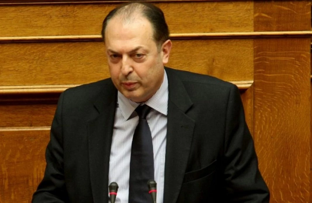 Ανεξαρτητοποιήθηκε από τους ΑΝΕΛ ο Γιώργος Λαζαρίδης – Με 152 βουλευτές η Κυβέρνηση! – Διαλύεται το κόμμα του Π. Καμμένου